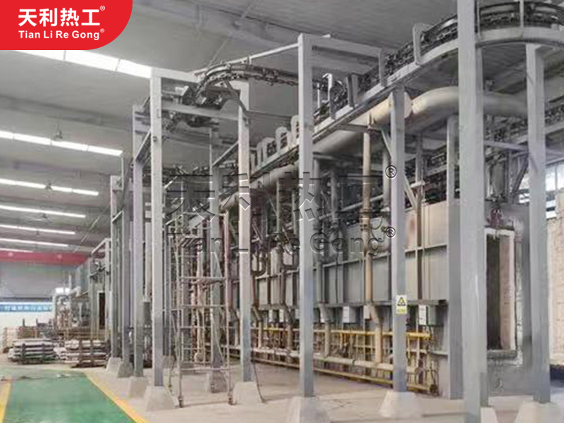 懸掛式燃氣熱處理生產(chǎn)線